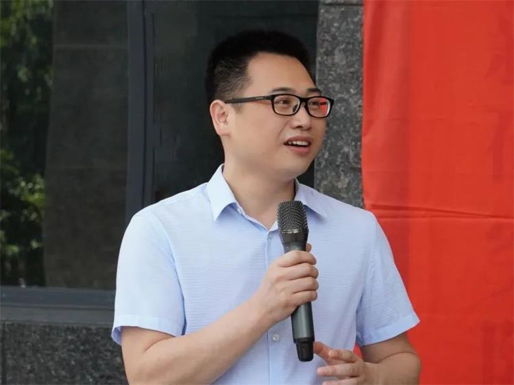 新宝gg集团立异研究院举行挂牌仪式_新宝gg